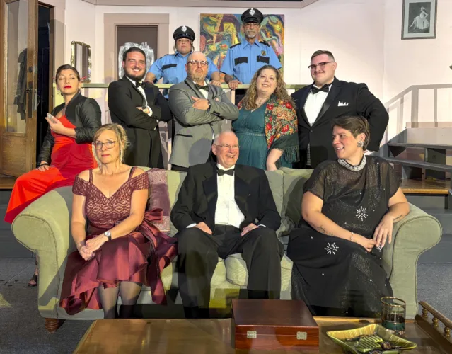 Roxy Theatre Players to present Simon’s ‘Rumors’